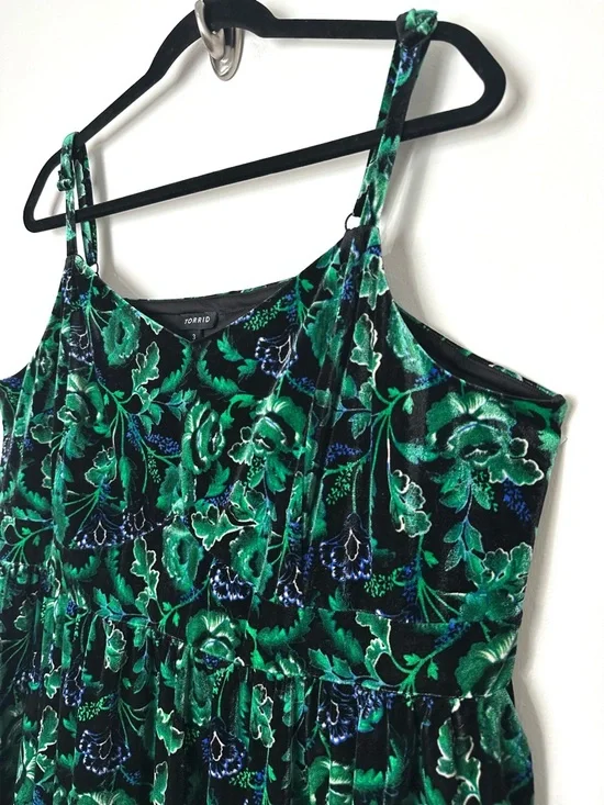 Torrid Whimsigoth Forest Green Floral Velvet Skater Midi Dress Goblincore Earthy - Picture 6 of 12